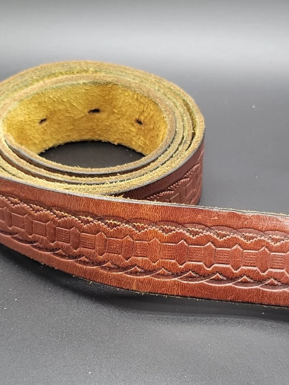 Men's Brown leather Geometric Emboss Dress Belt Adjustable Silver Buckle 52 1.5